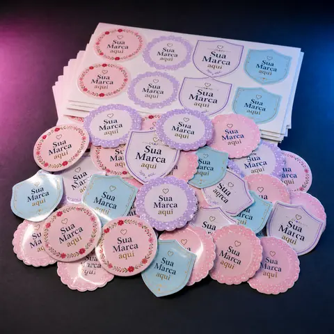 Etiquetas Adesivas Personalizadas 4x4 cm – 1000 Unidades